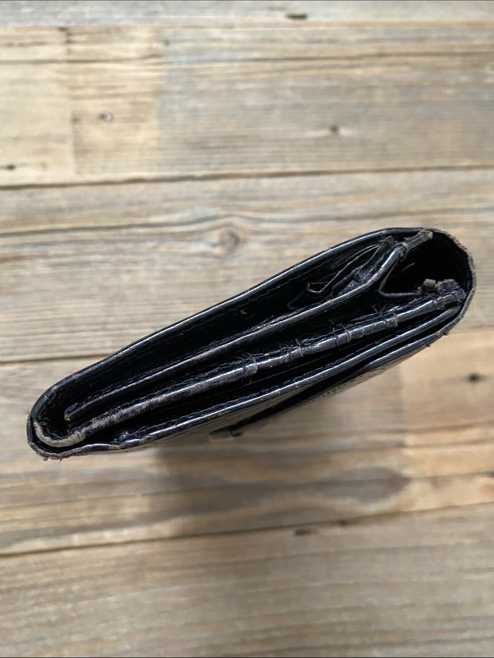 Vintage Ralph Lauren Alligator Embossed Wallet with Sterling Silver Detail. - Picture 13 of 13